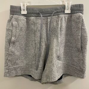 Lululemon Men’s At Ease Shorts 4.5”